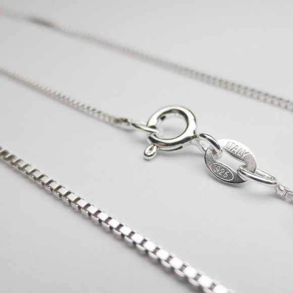 NWT Solid 925 Sterling Silver Diamond Cut Box Chain Necklace - Picture 4 of 4